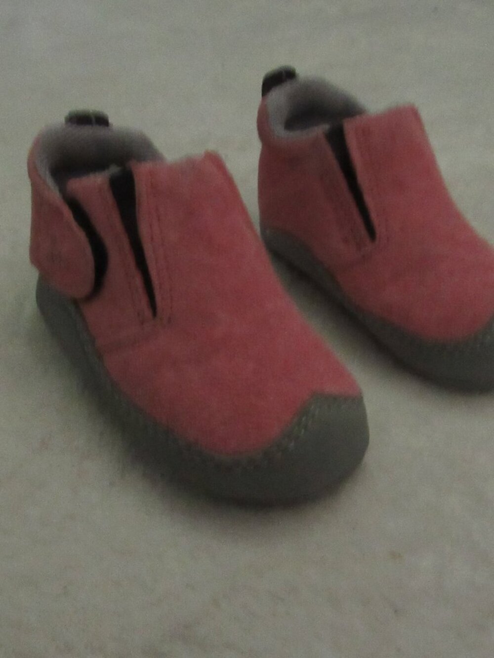 Merrell Pink/Black Crib Shoes Size 3-6 months USED